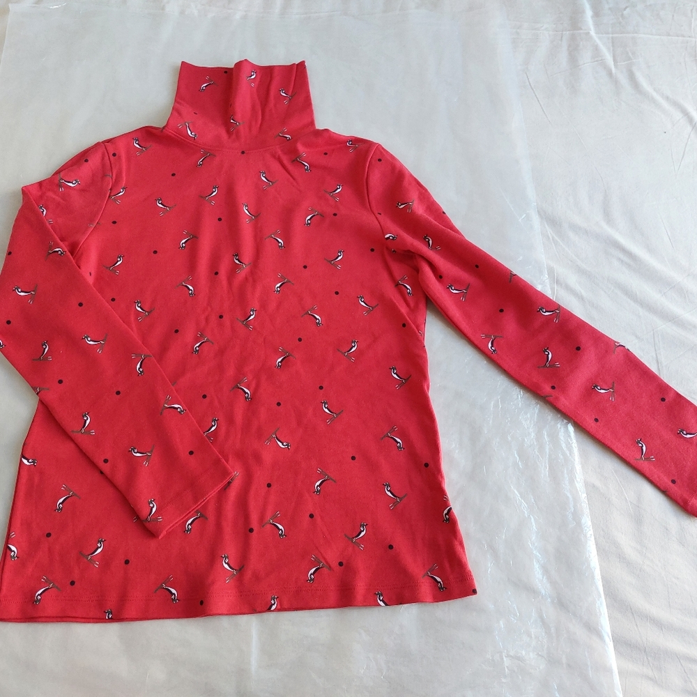 NWOT Women’s Turtleneck Long Sleeve T-Shirt Penguin Print